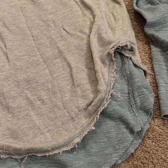 Free people small distressed tee - Picture 5 of 8